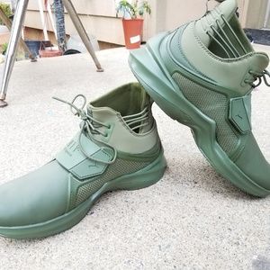 PUMA Fenty by RIHANNA